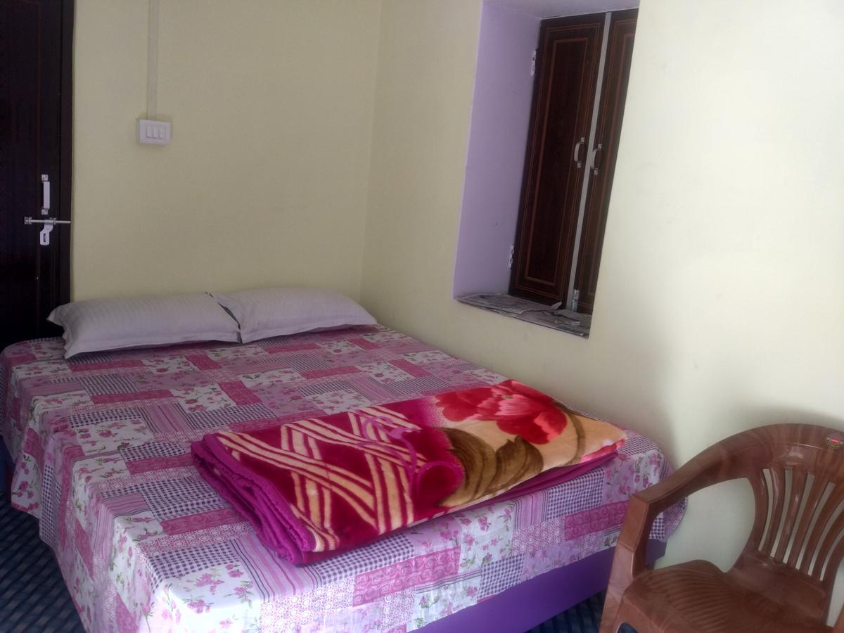 Radha Krishna Home Varanasi Exterior foto